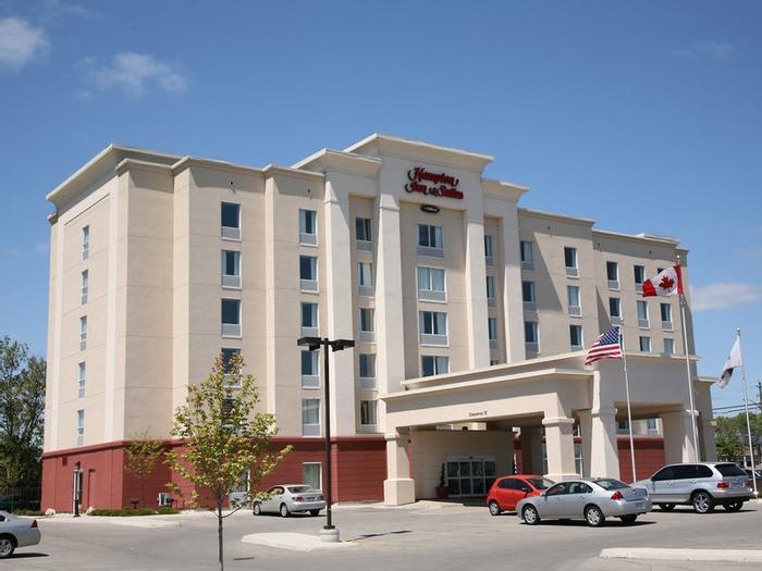 Hampton Inn & Suites Kitchener - Bild 1