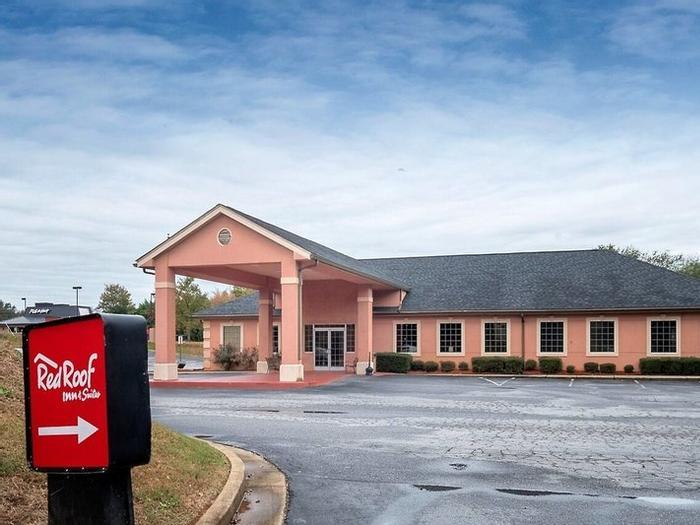 Hotel Red Roof Inn & Suites Madison, GA - Bild 1