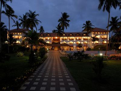 Hotel Estuary Sarovar Portico - Bild 2