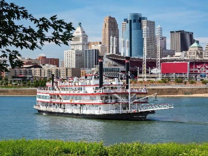 Holiday Inn Cincinnati - Riverfront - Bild 1