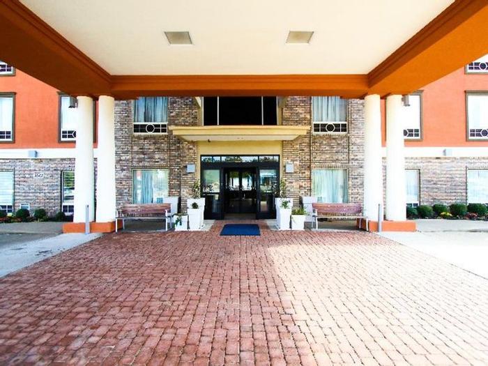 Holiday Inn Express Hotel & Suites Nacogdoches - Bild 1