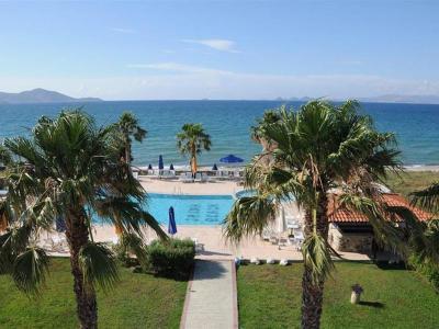 Irina Beach Hotel - Bild 5