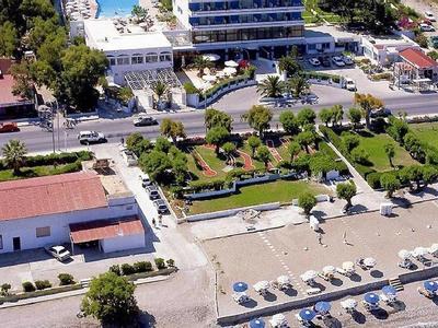 Belair Beach Hotel - Bild 2