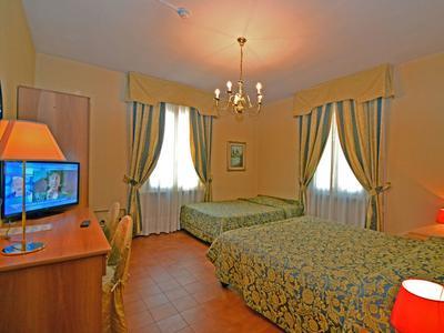 Hotel Residence Parma - Bild 4