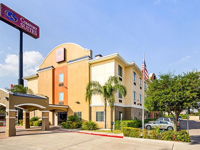 Comfort Suites at Plaza Mall - Bild 1