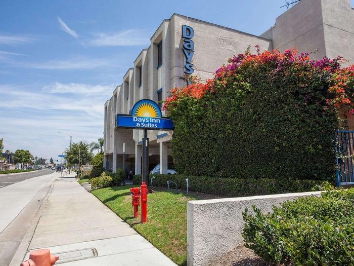 Hotel Days Inn by Wyndham Orange Anaheim - Bild 1