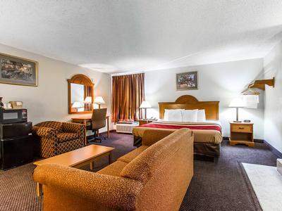 Hotel Econo Lodge & Suites - Bild 4