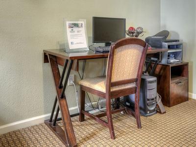 Hotel Home-Towne Suites Greenville - Bild 3