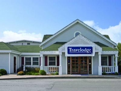 Hotel Travelodge by Wyndham Iowa City - Bild 2