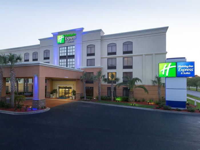 Hotel Holiday Inn Express & Suites Jacksonville Airport - Bild 1