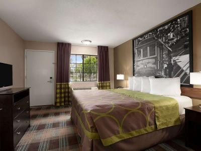 Hotel Super 8 by Wyndham Salinas - Bild 5