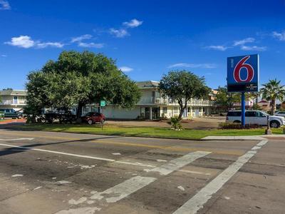 Hotel Motel 6 College Station - Bryan - Bild 4