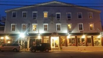 Hotel Smuggler's Cove Inn - Bild 4