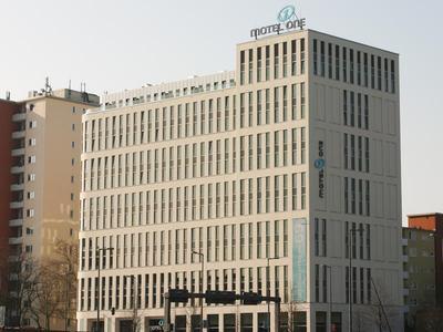 Hotel Motel One Berlin-Hauptbahnhof - Bild 2