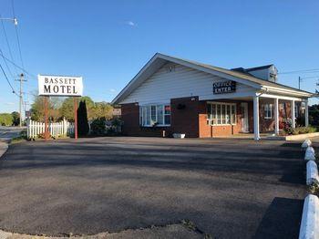 Hotel Bassett Motel - Bild 2