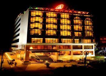 Hotel Classic Sarovar Portico - Bild 2