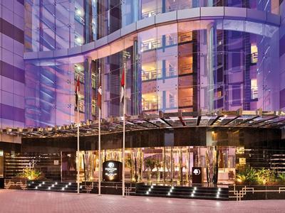 DoubleTree by Hilton Hotel & Residences Dubai - Al Barsha