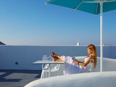 Hotel Adore Santorini - Bild 2