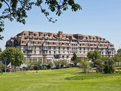 Hotel Hôtel Barrière L'Hôtel du Golf Deauville - Bild 3