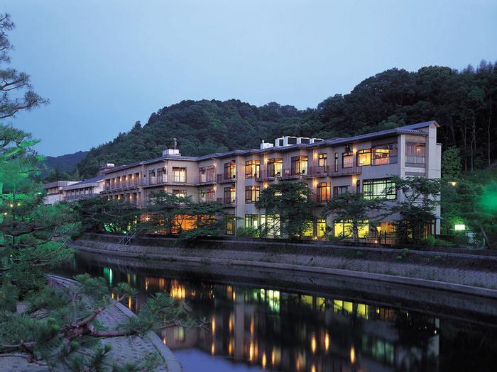 Hotel Kyoto Uji Hanayashiki Ukifune-en - Bild 1