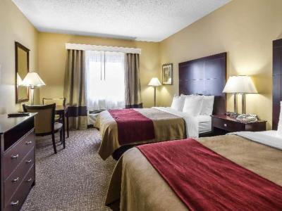 Hotel Comfort Inn & Suites - Bild 4