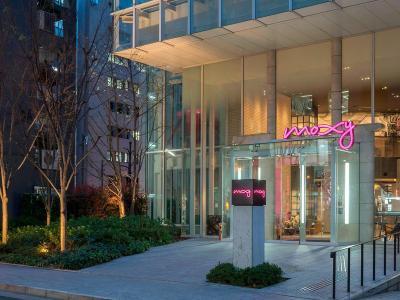 Hotel Moxy Osaka Honmachi - Bild 2