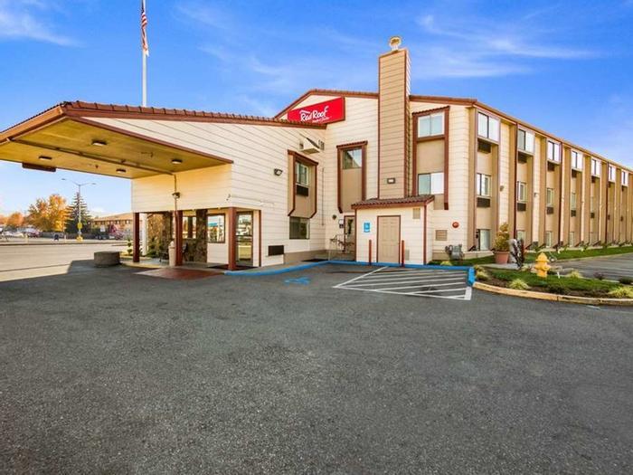 Hotel Ramada by Wyndham Medford Airport North - Bild 1