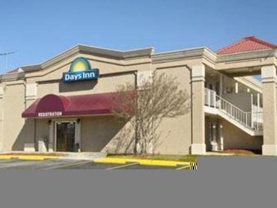 Hotel Days Inn by Wyndham Greensboro Airport - Bild 3