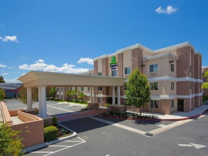 Holiday Inn Express & Suites Livermore - Bild 1