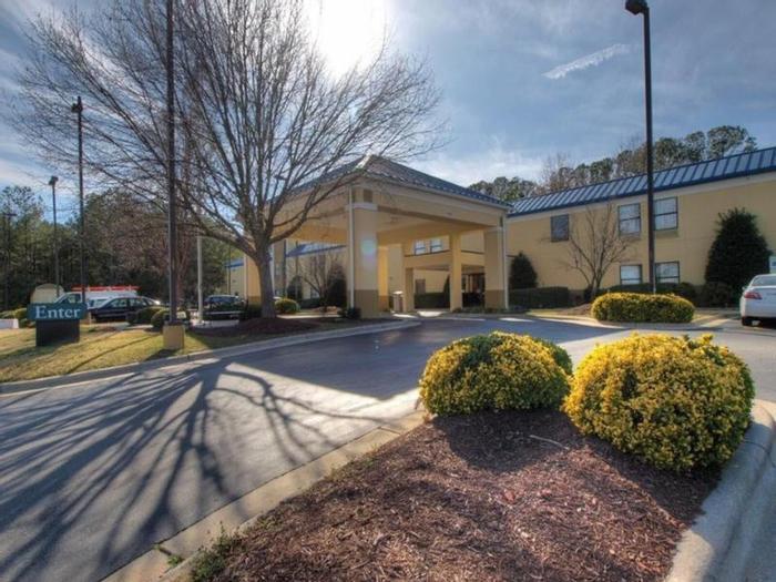 Hotel Econo Lodge Raleigh Near Walnut Creek Amphitheatre - Bild 1