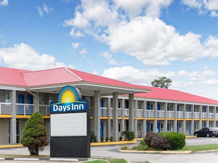 Days Inn by Wyndham Richmond - Bild 1