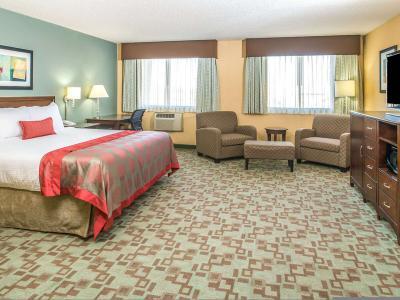 Hotel Ramada by Wyndham Saskatoon - Bild 3