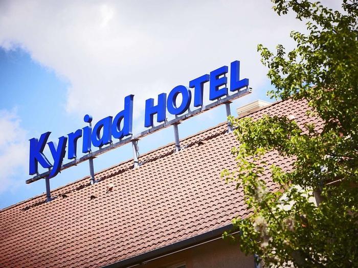 Hotel Kyriad Lyon Est - Saint Bonnet De Mure - Bild 1