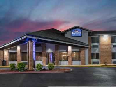 Hotel Baymont by Wyndham Tupelo - Bild 2