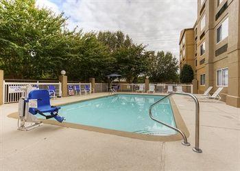 Hotel Comfort Inn & Suites Kannapolis - Concord - Bild 4