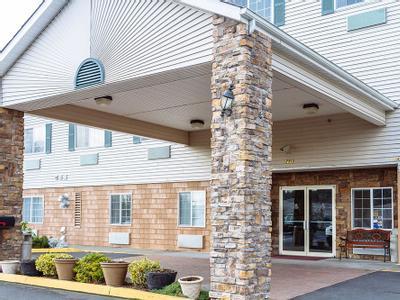 Hotel GuestHouse Inn & Suites Kelso/Longview - Bild 2