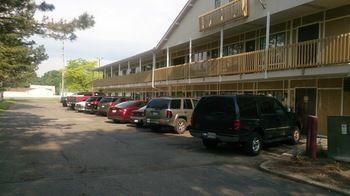 Hotel Burton Inn & Suites - Bild 5