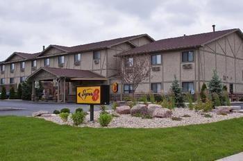 Super 8 by Wyndham Ottawa Starved Rock - Bild 1