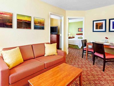 Hotel TownePlace Suites Savannah Midtown - Bild 2