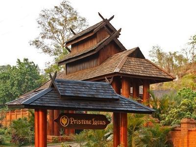 Hotel Pristine Lotus Spa Resort - Bild 3