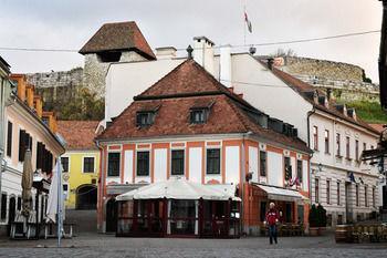 Hotel Senator-Ház Eger - Bild 1