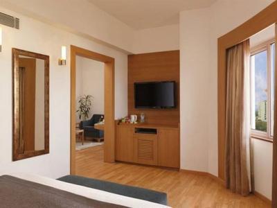 Hotel Lemon Tree Premier HITEC City Hyderabad - Bild 4