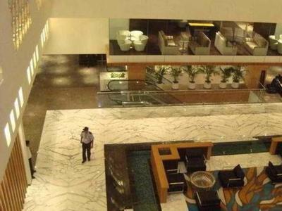 Seasons Hotel - Rajkot - Bild 3