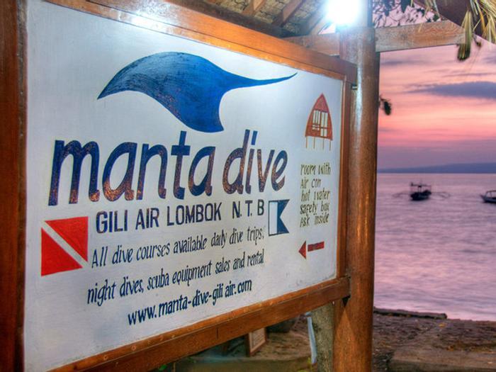 Hotel Manta Dive Gili Air - Bild 1