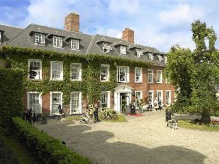 Hayfield Manor Hotel - Bild 1