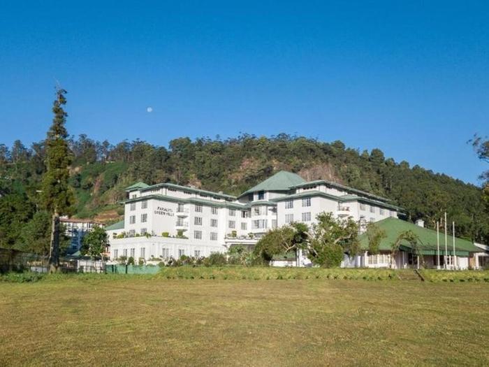 Araliya Green Hills Hotel - Bild 1