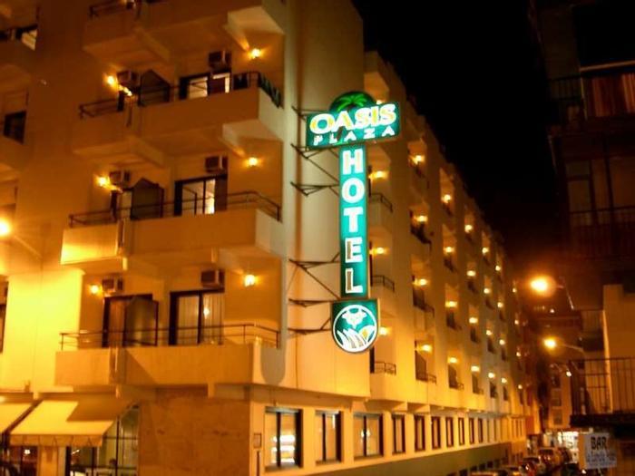 Hotel Oasis Plaza - Bild 1
