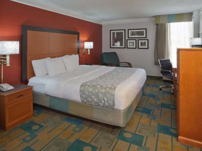 Hotel La Quinta Inn & Suites by Wyndham Houston Stafford Sugarland - Bild 4