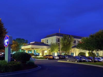 Hotel Hampton Inn Rockford - Bild 2