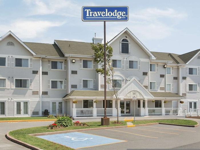 Hotel Travelodge Suites by Wyndham Halifax Dartmouth - Bild 1